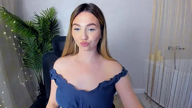 GracefulLook online show from January 2025 02:03:01 AM