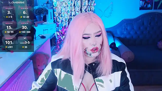 wickedxqueen online show from February 2025 09:51:02 AM