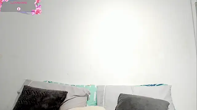 Estrella Duran online show from March 2025 10:48:01 PM