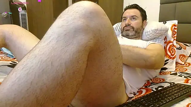 rodrher81 online show from November 2025 11:36:02 AM