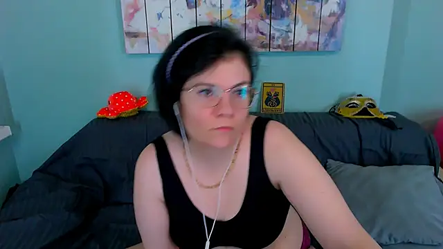 EverlyRays online show from February 2026 05:34:01 PM