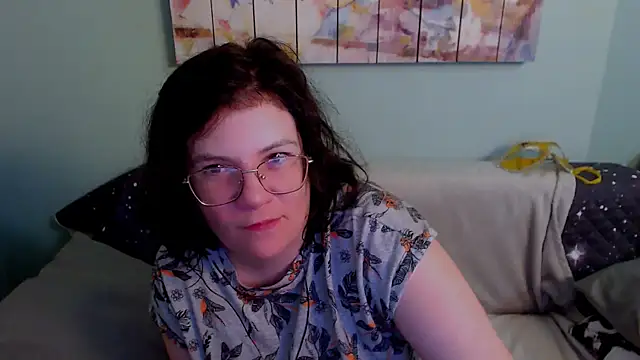 EverlyRays online show from July 2026 09:00:02 PM