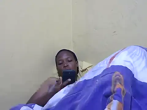 Smillie prety online show from October 2025 03:07:02 AM