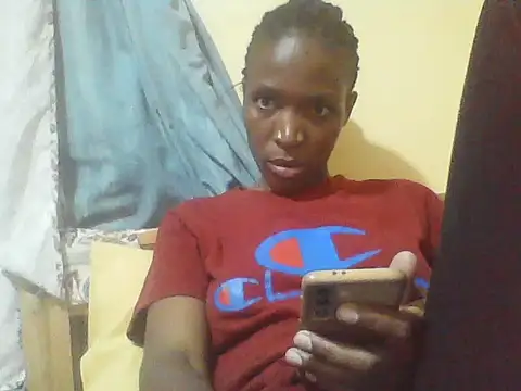 Smillie prety online show from April 2026 04:46:02 PM