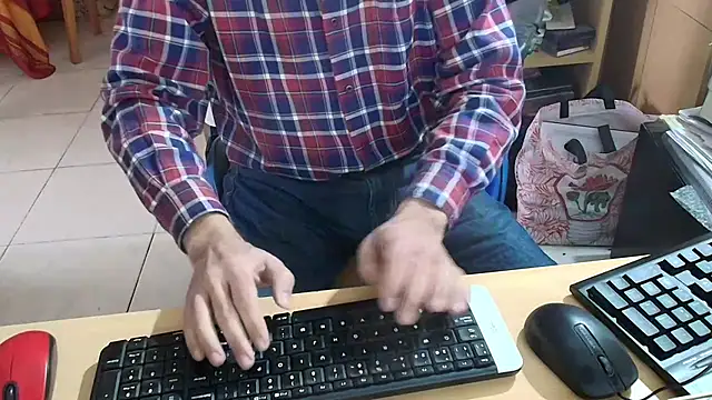 Snapshot of angelgarcia269 chatting on July 2026 11:59:01 AM angelgarcia269 online show from July 2026 11:59:01 AM