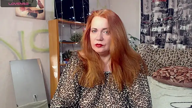 Snapshot of your_space chatting on December 2024 12:33:02 PM your space online show from December 2024 12:33:02 PM