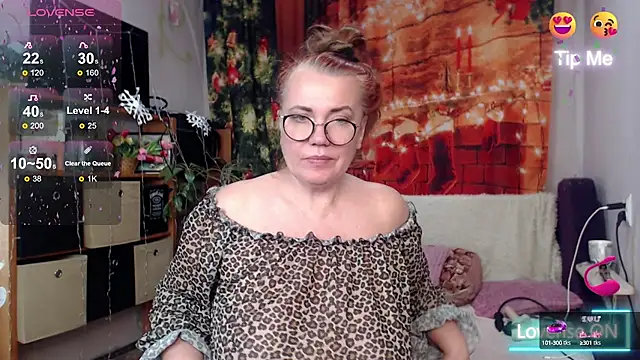 Snapshot of your_space chatting on February 2025 02:32:01 PM your space online show from February 2025 02:32:01 PM