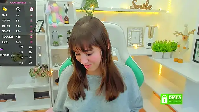  Eliizabeth  online show from February 2025 04:24:02 AM