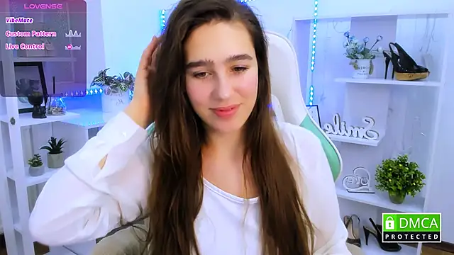 Snapshot of _Eliizabeth_ chatting on February 2026 11:09:01 PM Eliizabeth online show from February 2026 11:09:01 PM