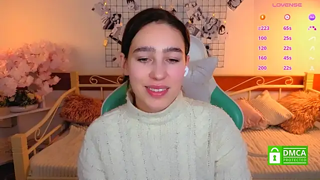 Snapshot of _Eliizabeth_ chatting on February 2026 10:55:01 PM Eliizabeth online show from February 2026 10:55:01 PM