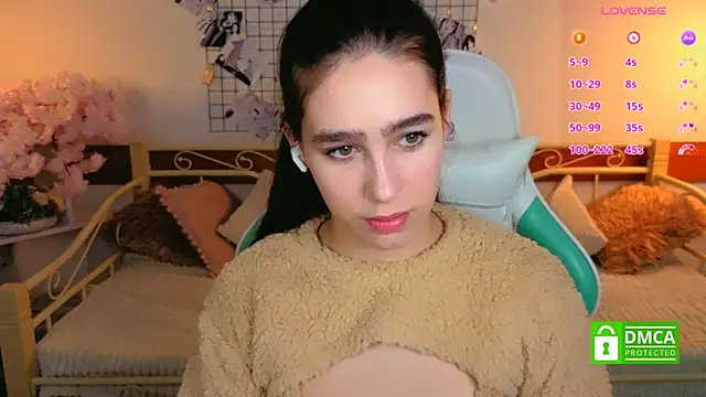 Snapshot of _Eliizabeth_ chatting on February 2026 09:48:02 PM Eliizabeth online show from February 2026 09:48:02 PM