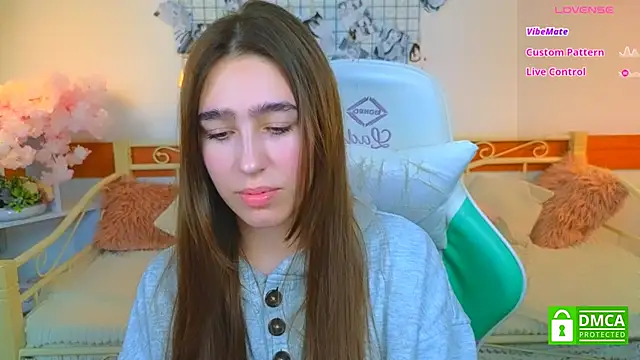  Eliizabeth  online show from March 2026 10:33:01 PM