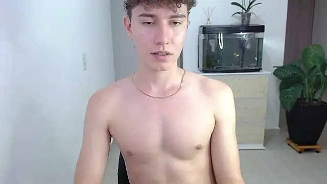 adrian morelly online show from December 2024 09:42:02 PM