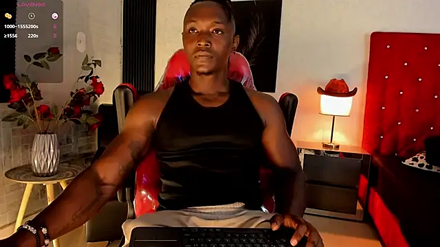 DannSmmith online show from October 2025 03:40:01 AM