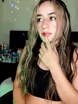 Natalia Suarez online show from December 2024 03:33:02 AM