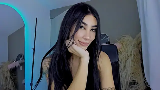 GarciaMilu online show from November 2025 02:25:02 AM