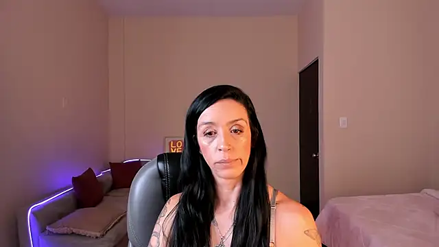 Snapshot of Kristen_Garner chatting on May 2026 07:31:02 PM Kristen Garner online show from May 2026 07:31:02 PM