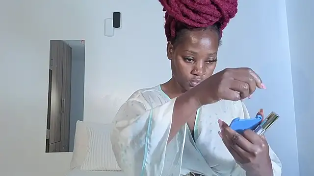 Elegant Ebony online show from October 2025 01:45:01 PM