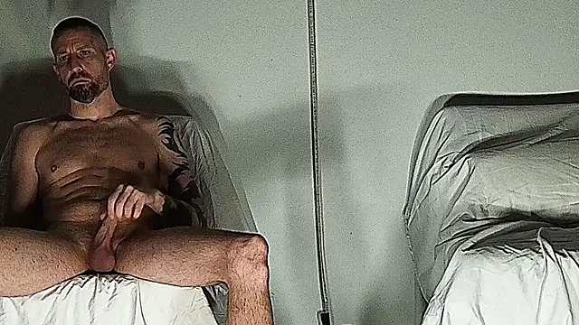 Snapshot of BDDuncanAbaddon chatting on January 2025 09:51:02 PM BDDuncanAbaddon online show from January 2025 09:51:02 PM