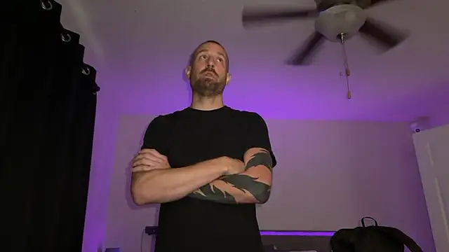 Snapshot of BDDuncanAbaddon chatting on October 2025 07:12:01 PM BDDuncanAbaddon online show from October 2025 07:12:01 PM