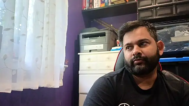 Sakhtlaundaz online show from October 2025 01:22:02 PM