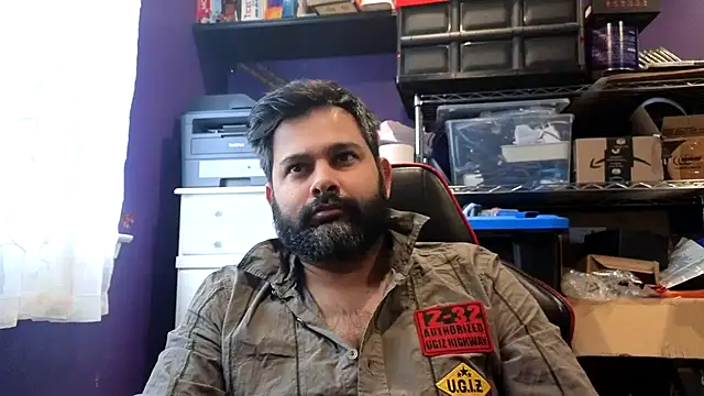 Sakhtlaundaz online show from November 2025 02:50:02 PM