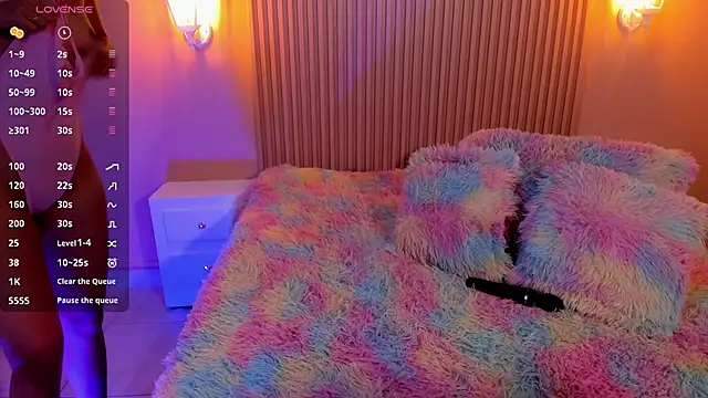 EmilyEvans7 online show from March 2025 07:42:02 PM