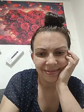 Snapshot of LEAsquirt91 chatting on June 2026 11:37:01 AM LEAsquirt91 online show from June 2026 11:37:01 AM