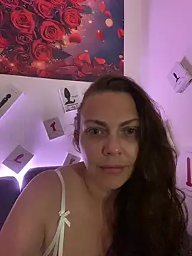 Snapshot of LEAsquirt91 chatting on July 2026 05:43:02 PM LEAsquirt91 online show from July 2026 05:43:02 PM