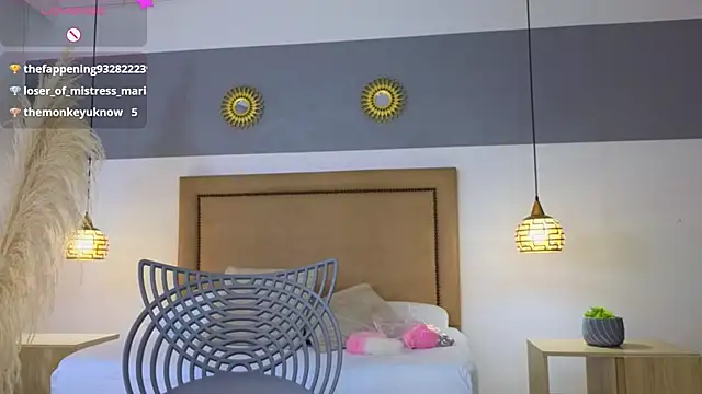 Snapshot of riley_sierra chatting on December 2024 03:37:02 PM riley sierra online show from December 2024 03:37:02 PM