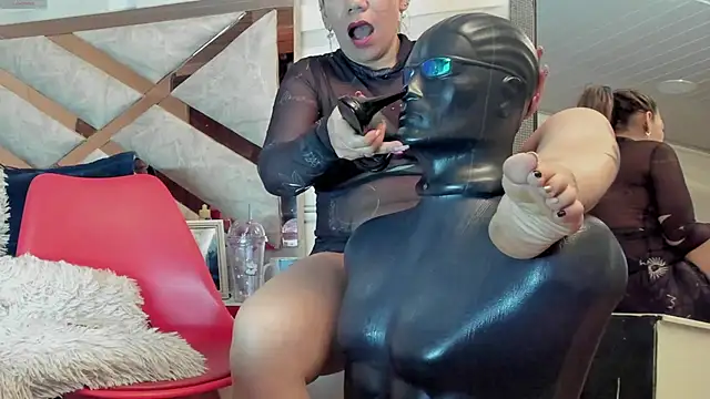  BrendaMichel  online show from February 2025 04:28:01 PM