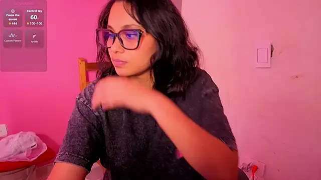 Cuteprincess21 online show from October 2025 12:22:01 AM