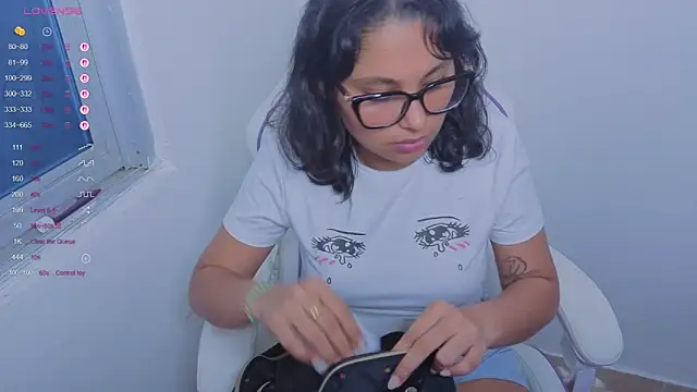 Cuteprincess21 online show from November 2025 11:59:02 PM