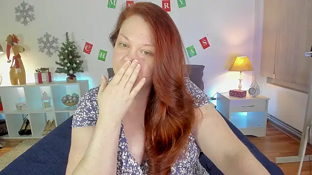 Snapshot of CutieGinger chatting on December 2024 06:50:02 PM CutieGinger online show from December 2024 06:50:02 PM