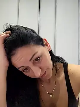 bruneta sexy23 online show from February 2025 12:16:01 PM