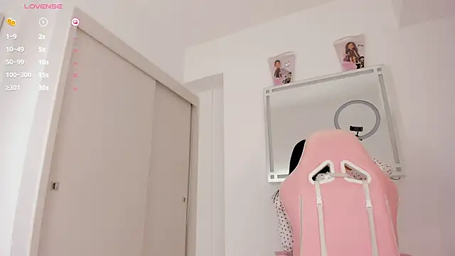 mia yourmommy online show from September 2025 03:17:01 AM