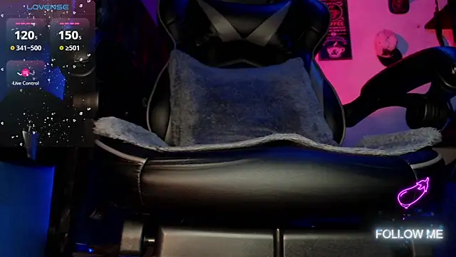 Tom kio online show from November 2025 10:18:02 PM