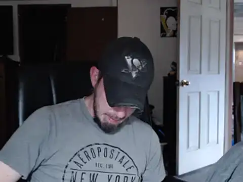 pensguy30 online show from March 2025 06:01:02 PM