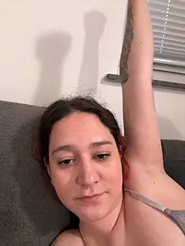 Snapshot of Tamy-Love chatting on November 2025 09:35:01 AM Tamy-Love online show from November 2025 09:35:01 AM