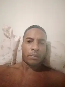 Junaoooo online show from April 2026 02:18:02 PM