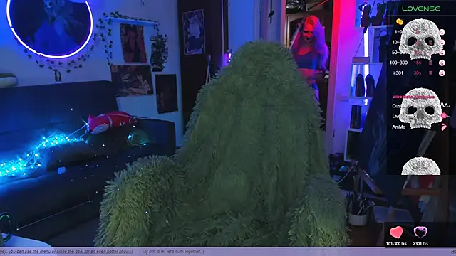 Fridart-house Fortuna online show from November 2025 11:51:02 PM