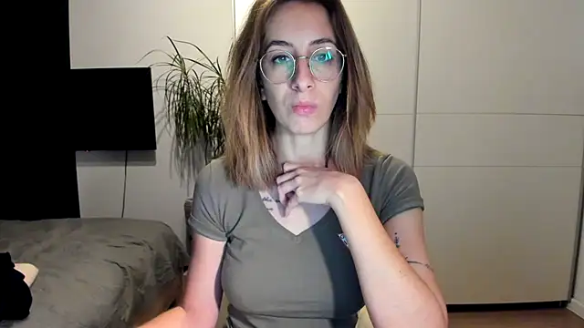 DesireMore90 online show from December 2024 07:30:02 PM