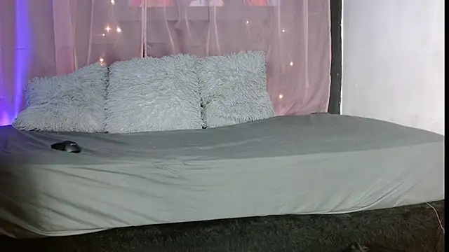 miley jensen online show from January 2025 06:24:01 AM