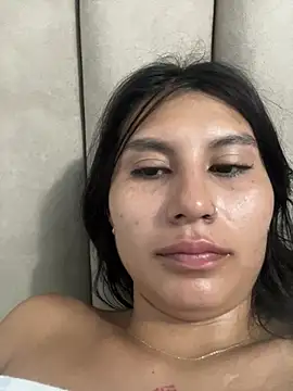 Snapshot of emily_villamil chatting on July 2026 09:51:02 AM emily villamil online show from July 2026 09:51:02 AM