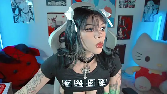 Snapshot of Deadly_Doll chatting on November 2025 07:56:02 PM Deadly Doll online show from November 2025 07:56:02 PM