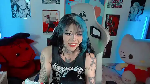 Snapshot of Deadly_Doll chatting on November 2025 09:41:02 PM Deadly Doll online show from November 2025 09:41:02 PM