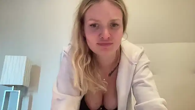 mariemelissah online show from December 2024 02:58:02 PM