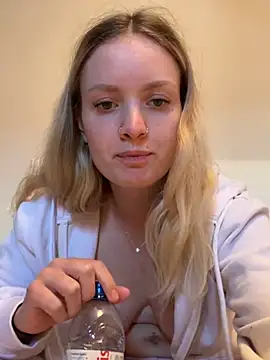 mariemelissah online show from February 2025 12:05:02 PM