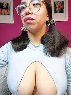 Snapshot of valentina_swallow chatting on July 2026 04:40:01 AM valentina swallow online show from July 2026 04:40:01 AM