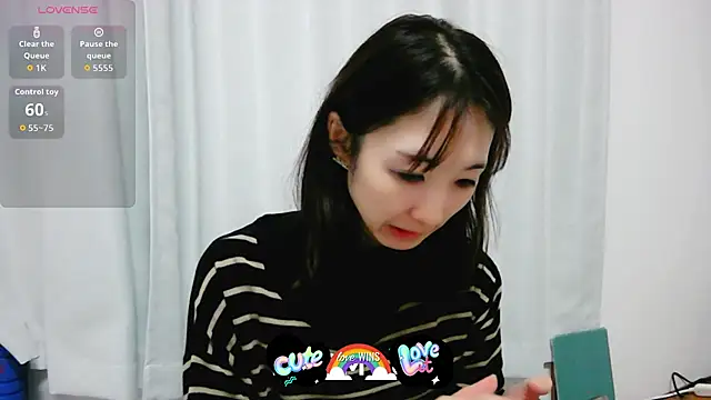 Love me Eri  online show from October 2025 12:05:02 PM